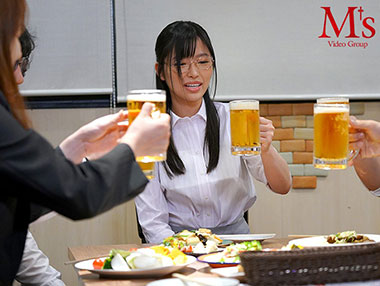 MVSD-436 椿莉香（椿りか） 来东京追梦的乡下人